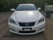 ✅ 2011 Lexus IS 250 C • VIN: JTHFF2C27B2520817 • Lot: 68149645. Wystawiony na Copart z przebiegiem 141 091 mil. Bezpłatny archiwum sprzedaży aukcyjnych z USA i szczegółowy raport historii pojazdu na DreamBid. Zdjęcie 5.