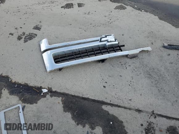 ✅ 2010 Chevrolet Silverado 2500HD • VIN: 1GC4KVB6XAF117464 • Лот: 46547615. Опубликован ранее на Copart с пробегом 133 929 миль. Бесплатный доступ к архиву аукционных продаж из США и подробный отчёт об истории автомобиля на DreamBid. Изображение 12.