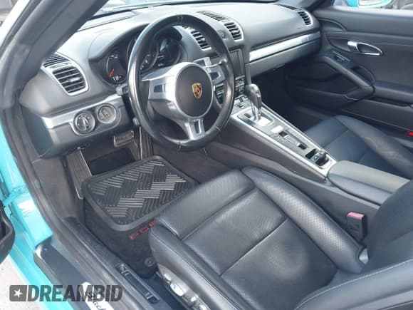 ✅ 2016 Porsche Boxster • VIN: WP0CA2A80GS120874 • Lot: 42992133. Wystawiony na IAAI z przebiegiem 70 166 mil. Bezpłatny archiwum sprzedaży aukcyjnych z USA i szczegółowy raport historii pojazdu na DreamBid. Zdjęcie 8.