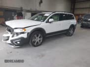 ✅ 2015 Volvo XC70 T6 • VIN: YV4902NK6F1224189 • Lot: 42706576. Listed on IAAI with 125,329 mi. Free auction sales archive from the USA and detailed vehicle history report at DreamBid. Image 19.
