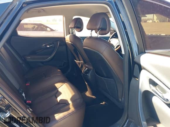 2013 Hyundai Azera с VIN KMHFG4JG3DA257044, выставлен на аукционе IAAI как лот 38729391 с пробегом 121 101 миль миль и . История ставок и продаж доступна на DreamBid. Изображение 8.