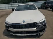 ✅ 2020 BMW 5 Series M550i xDrive • VIN: WBAJS7C08LBN96113 • Lot: 67542905. Wystawiony na Copart z przebiegiem 50 205 mil. Bezpłatny archiwum sprzedaży aukcyjnych z USA i szczegółowy raport historii pojazdu na DreamBid. Zdjęcie 5.
