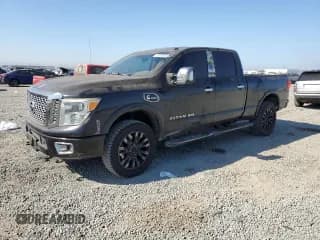 ✅ 2016 Nissan Titan SL • VIN: 1N6BA1F25GN507412 • Lot: 70724025. Wystawiony na Copart z przebiegiem 95 510 mil. Bezpłatny archiwum sprzedaży aukcyjnych z USA i szczegółowy raport historii pojazdu na DreamBid. Zdjęcie 1.