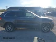 ✅ 2015 Jeep Grand Cherokee Summit • VIN: 1C4RJFJG4FC143379 • Lot: 43517755. Wystawiony na IAAI z przebiegiem 116 420 mil. Bezpłatny archiwum sprzedaży aukcyjnych z USA i szczegółowy raport historii pojazdu na DreamBid. Zdjęcie 13.