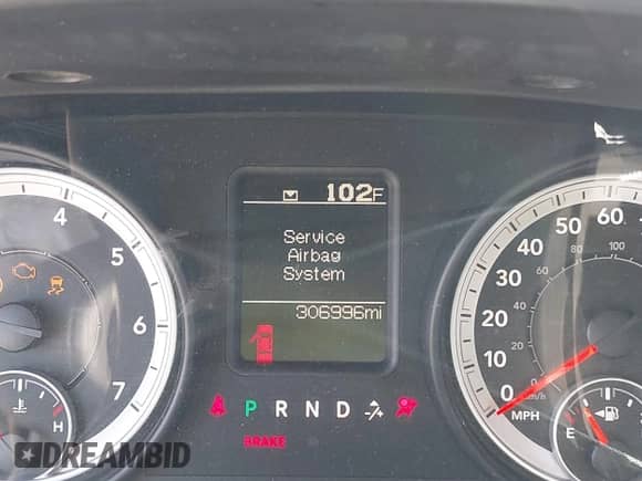 2013 Ram 1500 Express z VIN 3C6JR6AT8DG505511, wystawiony jako IAAI lot #43104315 z przebiegiem 306 996 mil mil oraz . Historia ofert i sprzedaży dostępna na DreamBid. Obrazek 15.