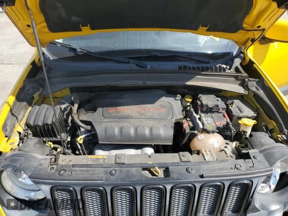 ✅ 2017 Jeep Renegade Altitude • VIN: ZACCJABB9HPG02870 • Лот: 80163985. Опубликован ранее на Copart с пробегом 85 120 миль. Бесплатный доступ к архиву аукционных продаж из США и подробный отчёт об истории автомобиля на DreamBid. Изображение 11.