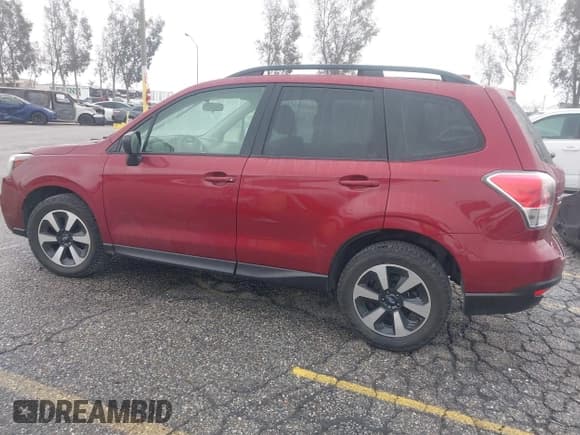 ✅ 2018 Subaru Forester • VIN: JF2SJABC6JH524129 • Lot: 41562326. Wystawiony na IAAI z przebiegiem 51 524 mil. Bezpłatny archiwum sprzedaży aukcyjnych z USA i szczegółowy raport historii pojazdu na DreamBid. Zdjęcie 15.