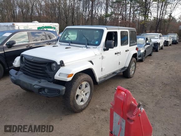 ✅ 2018 Jeep Wrangler Unlimited Sport S • VIN: 1C4HJXDG9JW284484 • Lot: 43904936. Listed on IAAI with 161,583 mi. Free auction sales archive from the USA and detailed vehicle history report at DreamBid. Image 18.