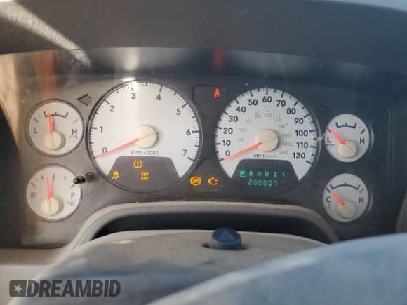 2008 Dodge 1500 SLT z VIN 1D7HU18N78J168002, wystawiony jako Copart lot #84656725 z przebiegiem 200 807 mil mil oraz Szkoda całkowita • Salvage title. Historia ofert i sprzedaży dostępna na DreamBid. Obrazek 9.