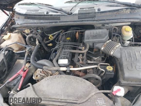 ✅ 2004 Jeep Grand Cherokee Laredo • VIN: 1J4GW48S54C185574 • Lot: 42371493. Listed on IAAI with 227,697 mi. Free auction sales archive from the USA and detailed vehicle history report at DreamBid. Image 10.