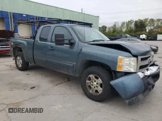 ✅ 2008 Chevrolet Silverado 1500 1LT • VIN: 1GCEK19058Z249930 • Lot: 73359014. Listed on Copart with 133,804 mi. Free auction sales archive from the USA and detailed vehicle history report at DreamBid. Image 4.