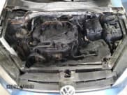 ✅ 2016 Volkswagen Golf TSI S • VIN: 3VW217AU9GM026746 • Lot: 81384815. Wystawiony na Copart z przebiegiem Nie podano. Bezpłatny archiwum sprzedaży aukcyjnych z USA i szczegółowy raport historii pojazdu na DreamBid. Zdjęcie 11.