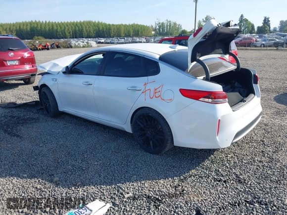 ✅ 2017 Kia Optima • VIN: KNAGT4LC6H5005881 • Lot: 42106570. Wystawiony na IAAI z przebiegiem 120 397 mil. Bezpłatny archiwum sprzedaży aukcyjnych z USA i szczegółowy raport historii pojazdu na DreamBid. Zdjęcie 3.