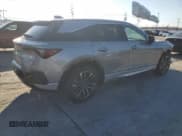 ✅ 2024 Acura ZDX w/A-Spec Package • VIN: 4W5KHMRK5RZ518663 • Lot: 81498925. Wystawiony na Copart z przebiegiem 3 641 mil. Bezpłatny archiwum sprzedaży aukcyjnych z USA i szczegółowy raport historii pojazdu na DreamBid. Zdjęcie 3.