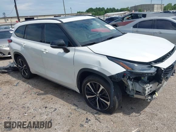 ✅ 2021 Toyota Highlander XSE • VIN: 5TDLZRAH4MS033887 • Lot: 42909392. Listed on IAAI with 164,440 mi. Free auction sales archive from the USA and detailed vehicle history report at DreamBid. Image 1.