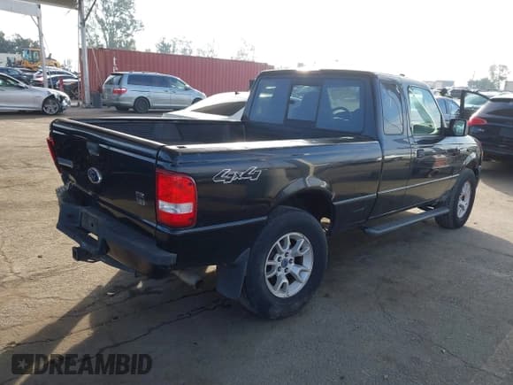 ✅ 2009 Ford Ranger XL • VIN: 1FTZR15E99PA00543 • Lot: 43837808. Listed on IAAI with 63,159 mi. Free auction sales archive from the USA and detailed vehicle history report at DreamBid. Image 4.