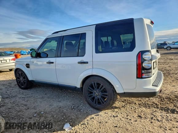 ✅ 2014 Land Rover LR4 HSE • VIN: SALAG2V65EA711860 • Lot: 96073715. Listed on Copart with 142,762 mi. Free auction sales archive from the USA and detailed vehicle history report at DreamBid. Image 2.