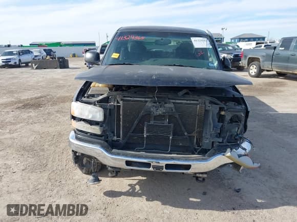 ✅ 2004 GMC Sierra 2500HD SLE • VIN: 1GTHK29UX4E331790 • Lot: 41329365. Wystawiony na IAAI z przebiegiem 214 721 mil. Bezpłatny archiwum sprzedaży aukcyjnych z USA i szczegółowy raport historii pojazdu na DreamBid. Zdjęcie 13.