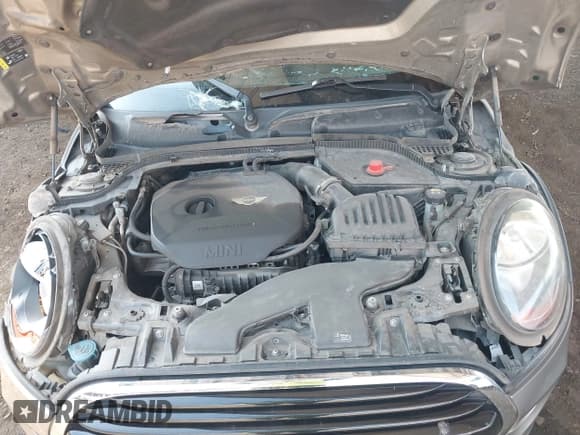 ✅ 2018 MINI Hardtop Cooper • VIN: WMWXP5C52J3D02002 • Lot: 42626931. Listed on IAAI with 86,263 mi. Free auction sales archive from the USA and detailed vehicle history report at DreamBid. Image 10.