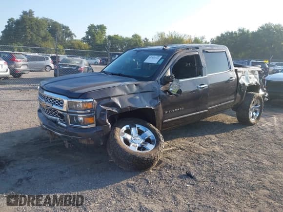 ✅ 2015 Chevrolet Silverado 1500 LTZ • VIN: 3GCUKSEC6FG216918 • Lot: 43364166. Listed on IAAI with 147,502 mi. Free auction sales archive from the USA and detailed vehicle history report at DreamBid. Image 2.