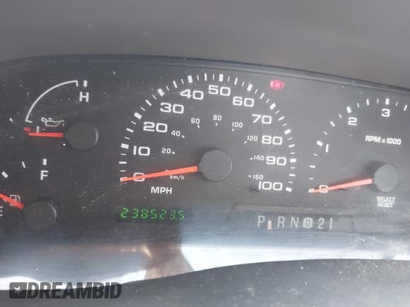 ✅ 2002 Ford F-250 XL • VIN: 1FTNX21L72EB65572 • Lot: 42411813. Listed on IAAI with 238,523 mi. Free auction sales archive from the USA and detailed vehicle history report at DreamBid. Image 7.