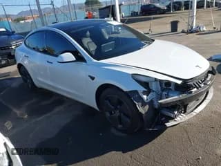 ✅ 2022 Tesla Model 3 Long Range • VIN: 5YJ3E1EB4NF341442 • Lot: 43572240. Wystawiony na IAAI z przebiegiem 47 719 mil. Bezpłatny archiwum sprzedaży aukcyjnych z USA i szczegółowy raport historii pojazdu na DreamBid. Zdjęcie 1.