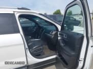 ✅ 2013 Ford Explorer XLT • VIN: 1FM5K7D93DGC81320 • Lot: 42160748. Wystawiony na IAAI z przebiegiem 196 740 mil. Bezpłatny archiwum sprzedaży aukcyjnych z USA i szczegółowy raport historii pojazdu na DreamBid. Zdjęcie 5.