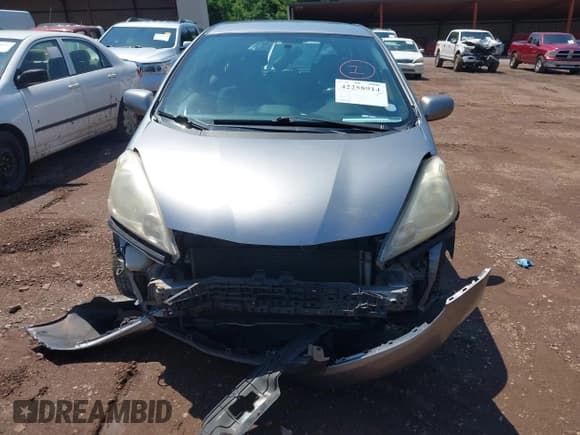 ✅ 2010 Honda Fit Sport • VIN: JHMGE8H41AS027685 • Lot: 42258914. Listed on IAAI with 193,498 mi. Free auction sales archive from the USA and detailed vehicle history report at DreamBid. Image 12.