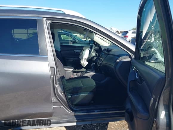 ✅ 2019 Nissan Rogue SV • VIN: 5N1AT2MV6KC769337 • Лот: 43366033. Опубликован ранее на IAAI с пробегом 72 778 миль. Бесплатный доступ к архиву аукционных продаж из США и подробный отчёт об истории автомобиля на DreamBid. Изображение 5.