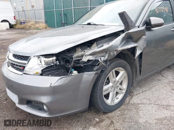 ✅ 2013 Dodge Avenger SXT • VIN: 1C3CDZCG0DN521540 • Lot: 40772548. Listed on IAAI with 145,455 mi. Free auction sales archive from the USA and detailed vehicle history report at DreamBid. Image 6.