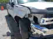 2021 Chevrolet Silverado 1500 LT z VIN 1GCPYDEK3MZ118697, wystawiony jako IAAI lot #43032451 z przebiegiem 59 529 mil mil oraz . Historia ofert i sprzedaży dostępna na DreamBid. Obrazek 17.