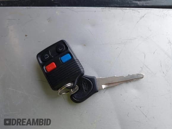 ✅ 2002 Ford Escort ZX2 Standard • VIN: 3FAFP11342R224496 • Lot: 42600886. Wystawiony na IAAI z przebiegiem 164 189 mil. Bezpłatny archiwum sprzedaży aukcyjnych z USA i szczegółowy raport historii pojazdu na DreamBid. Zdjęcie 11.