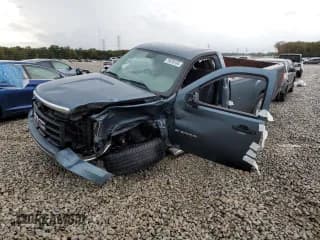 ✅ 2011 GMC Sierra 1500 Work Truck • VIN: 1GTN1TEX3BZ439945 • Лот: 79476134. Опубликован ранее на Copart с пробегом Не указан. Бесплатный доступ к архиву аукционных продаж из США и подробный отчёт об истории автомобиля на DreamBid. Изображение 1.