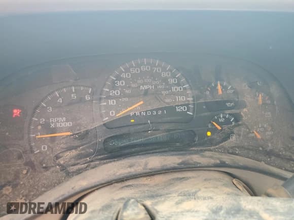 ✅ 2006 Chevrolet Silverado 1500 LS • VIN: 2GCEC19T561153423 • Лот: 84610645. Опубликован ранее на Copart с пробегом 303 107 миль. Бесплатный доступ к архиву аукционных продаж из США и подробный отчёт об истории автомобиля на DreamBid. Изображение 9.