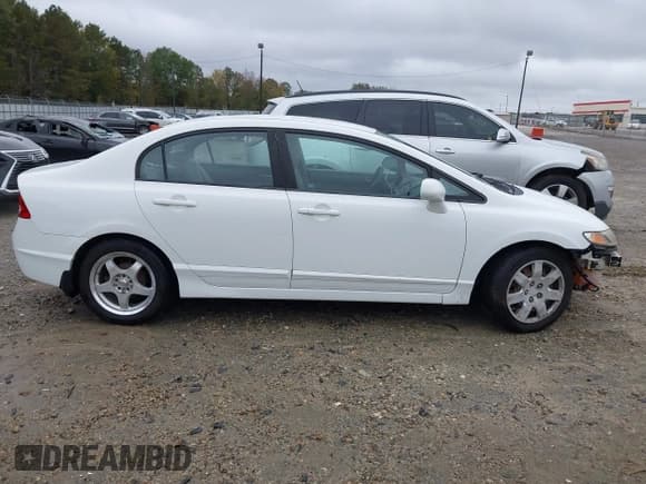 ✅ 2011 Honda Civic LX • VIN: 19XFA1F50BE037852 • Lot: 43561348. Listed on IAAI with 173,805 mi. Free auction sales archive from the USA and detailed vehicle history report at DreamBid. Image 13.