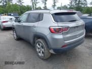 ✅ 2019 Jeep Compass Latitude • VIN: 3C4NJDBB0KT850712 • Lot: 42392007. Listed on IAAI with 152,282 mi. Free auction sales archive from the USA and detailed vehicle history report at DreamBid. Image 3.