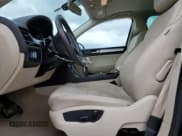 ✅ 2013 Volkswagen Touareg Exec • VIN: WVGEF9BP6DD013915 • Lot: 55024485. Listed on Copart with 238,848 mi. Free auction sales archive from the USA and detailed vehicle history report at DreamBid. Image 7.