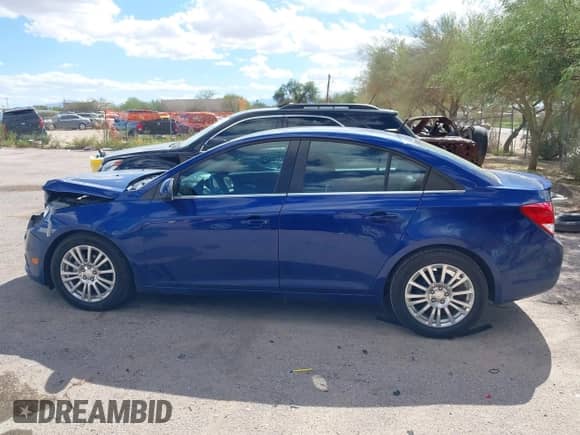 2012 Chevrolet Cruze ECO z VIN 1G1PK5SC4C7258281, wystawiony jako IAAI lot #43485305 z przebiegiem 130 979 mil mil oraz . Historia ofert i sprzedaży dostępna na DreamBid. Obrazek 14.