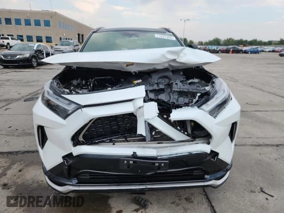 ✅ 2023 Toyota RAV4 XSE • VIN: JTMEB3FV1PD152408 • Lot: 71637355. Listed on Copart with 72,254 mi. Free auction sales archive from the USA and detailed vehicle history report at DreamBid. Image 5.