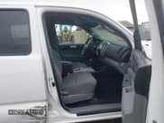 ✅ 2015 Toyota Tacoma • VIN: 3TMLU4EN8FM206394 • Lot: 43342400. Wystawiony na IAAI z przebiegiem 126 451 mil. Bezpłatny archiwum sprzedaży aukcyjnych z USA i szczegółowy raport historii pojazdu na DreamBid. Zdjęcie 5.