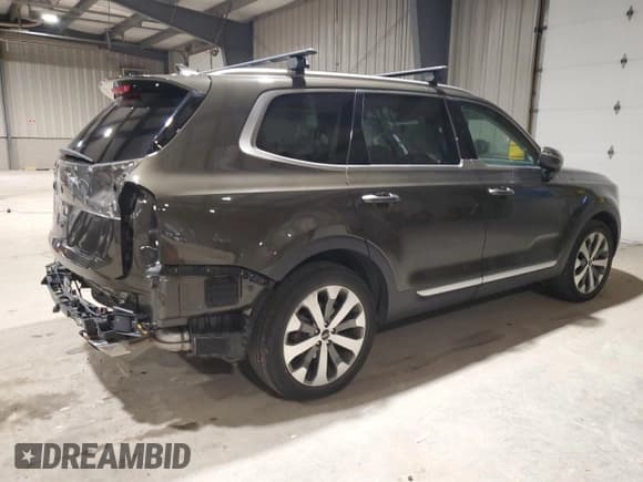 ✅ 2022 Kia Telluride S • VIN: 5XYP64HC1NG205797 • Lot: 90830455. Listed on Copart with 46,229 mi. Free auction sales archive from the USA and detailed vehicle history report at DreamBid. Image 3.