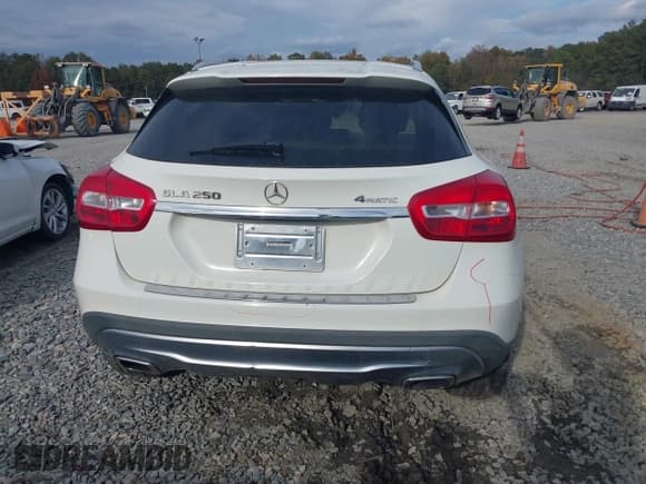 ✅ 2017 Mercedes-Benz GLA 250 • VIN: WDCTG4GB6HJ332578 • Lot: 43648247. Listed on IAAI with 136,369 mi. Free auction sales archive from the USA and detailed vehicle history report at DreamBid. Image 16.