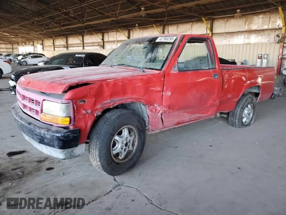 1995 Dodge Dakota z VIN 1B7FL26X2SW902568, wystawiony jako Copart lot #42760295 z przebiegiem 136 528 mil mil oraz Szkoda całkowita • Salvage title. Historia ofert i sprzedaży dostępna na DreamBid. Obrazek 1.