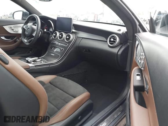 ✅ 2017 Mercedes-Benz C 300 • VIN: WDDWJ4JB2HF344281 • Lot: 43441798. Listed on IAAI with 83,379 mi. Free auction sales archive from the USA and detailed vehicle history report at DreamBid. Image 5.