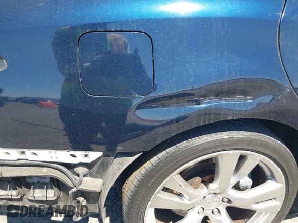 ✅ 2015 Infiniti Q70 • VIN: JN1BY1PP8FM601834 • Lot: 42028330. Listed on IAAI with 106,285 mi. Free auction sales archive from the USA and detailed vehicle history report at DreamBid. Image 17.