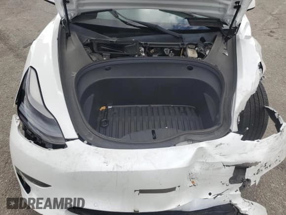 ✅ 2022 Tesla Model 3 • VIN: 5YJ3E1EA5NF349475 • Lot: 86544605. Listed on Copart with 62,345 mi. Free auction sales archive from the USA and detailed vehicle history report at DreamBid. Image 11.