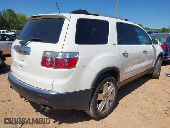 ✅ 2010 GMC Acadia SLT2 • VIN: 1GKLRNED2AJ176818 • Lot: 41995953. Listed on IAAI with 176,007 mi. Free auction sales archive from the USA and detailed vehicle history report at DreamBid. Image 4.
