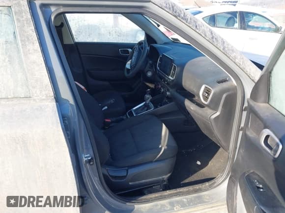 ✅ 2022 Hyundai Venue SE • VIN: KMHRB8A3XNU155384 • Lot: 41392758. Listed on IAAI with 84,337 mi. Free auction sales archive from the USA and detailed vehicle history report at DreamBid. Image 5.