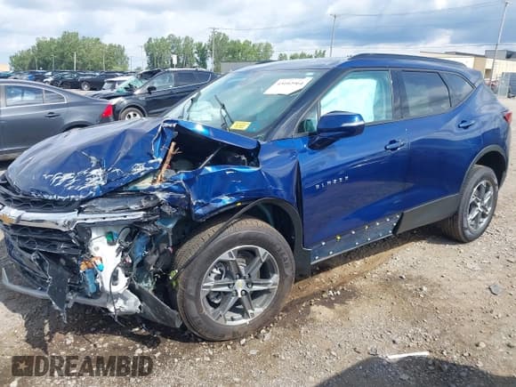 ✅ 2023 Chevrolet Blazer LT • VIN: 3GNKBJR44PS101079 • Lot: 43102964. Listed on IAAI with 37,496 mi. Free auction sales archive from the USA and detailed vehicle history report at DreamBid. Image 17.