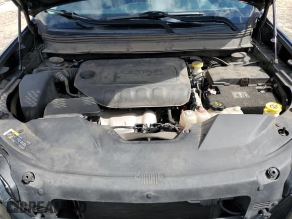 ✅ 2019 Jeep Cherokee Latitude Plus • VIN: 1C4PJLLB6KD226114 • Lot: 72030135. Listed on Copart with 61,600 mi. Free auction sales archive from the USA and detailed vehicle history report at DreamBid. Image 12.